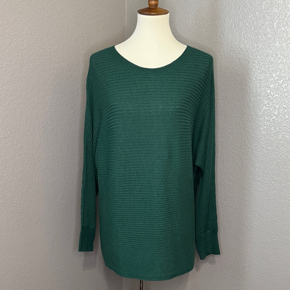 Pink Clover sweater NWT
